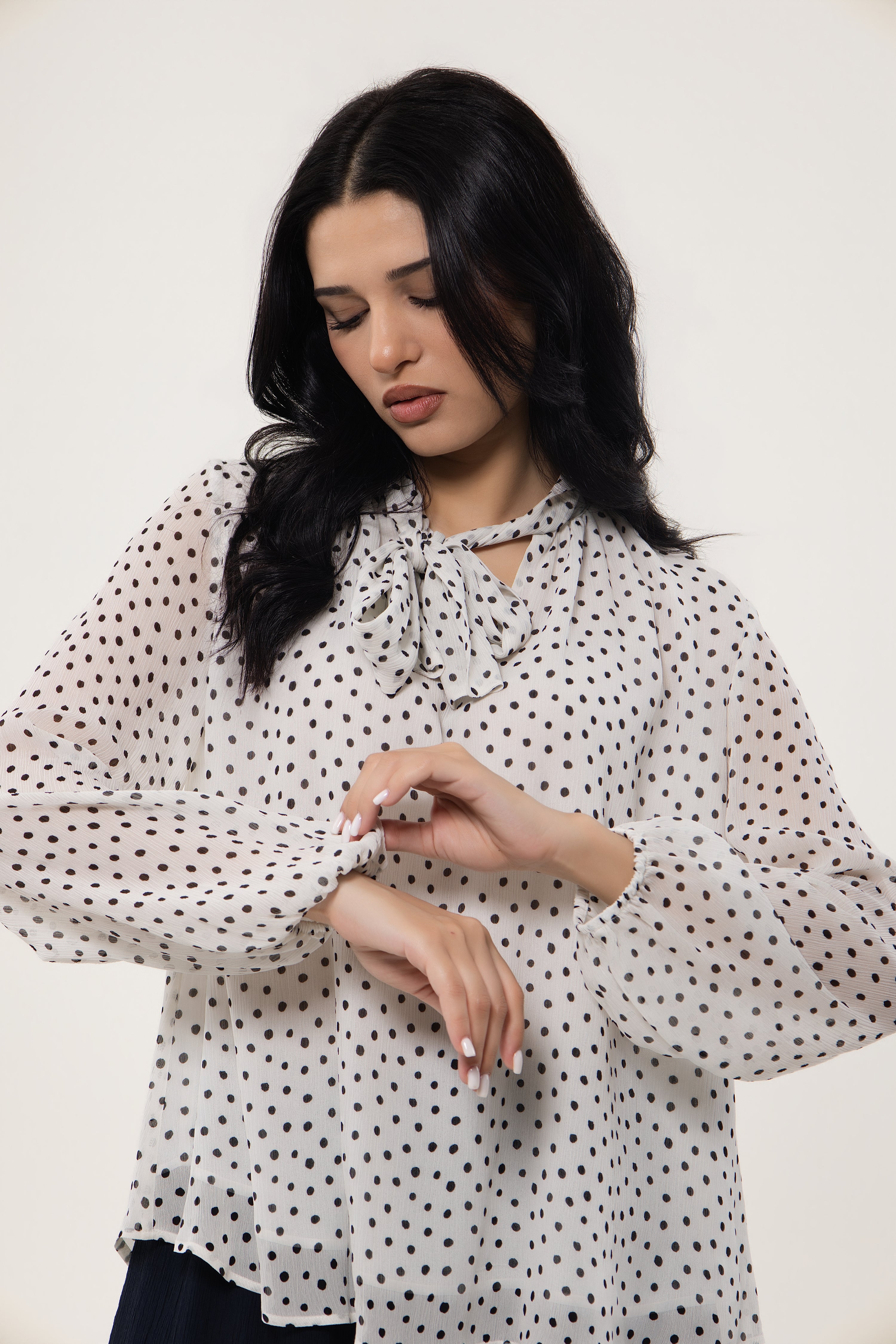 Top Ivory Polka