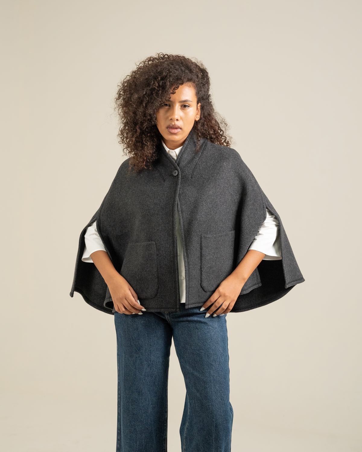 Cape AMMY – Gris Anthracite