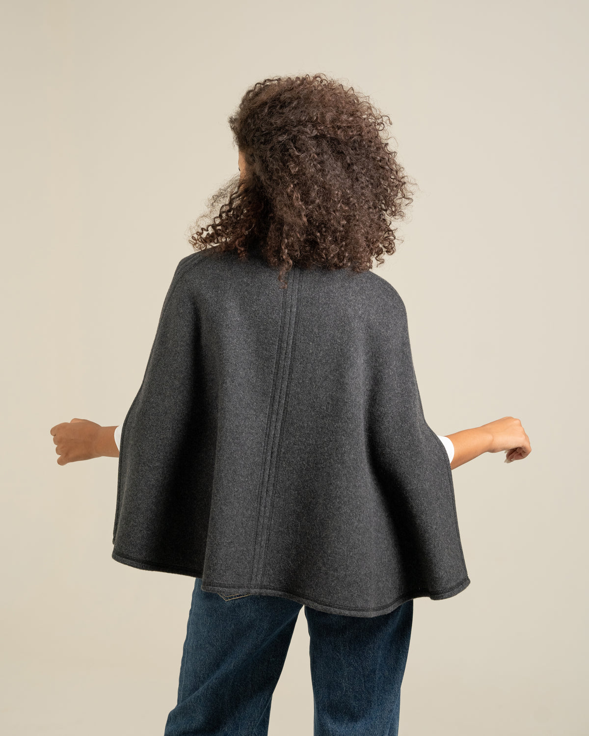 Cape AMMY – Gris Anthracite