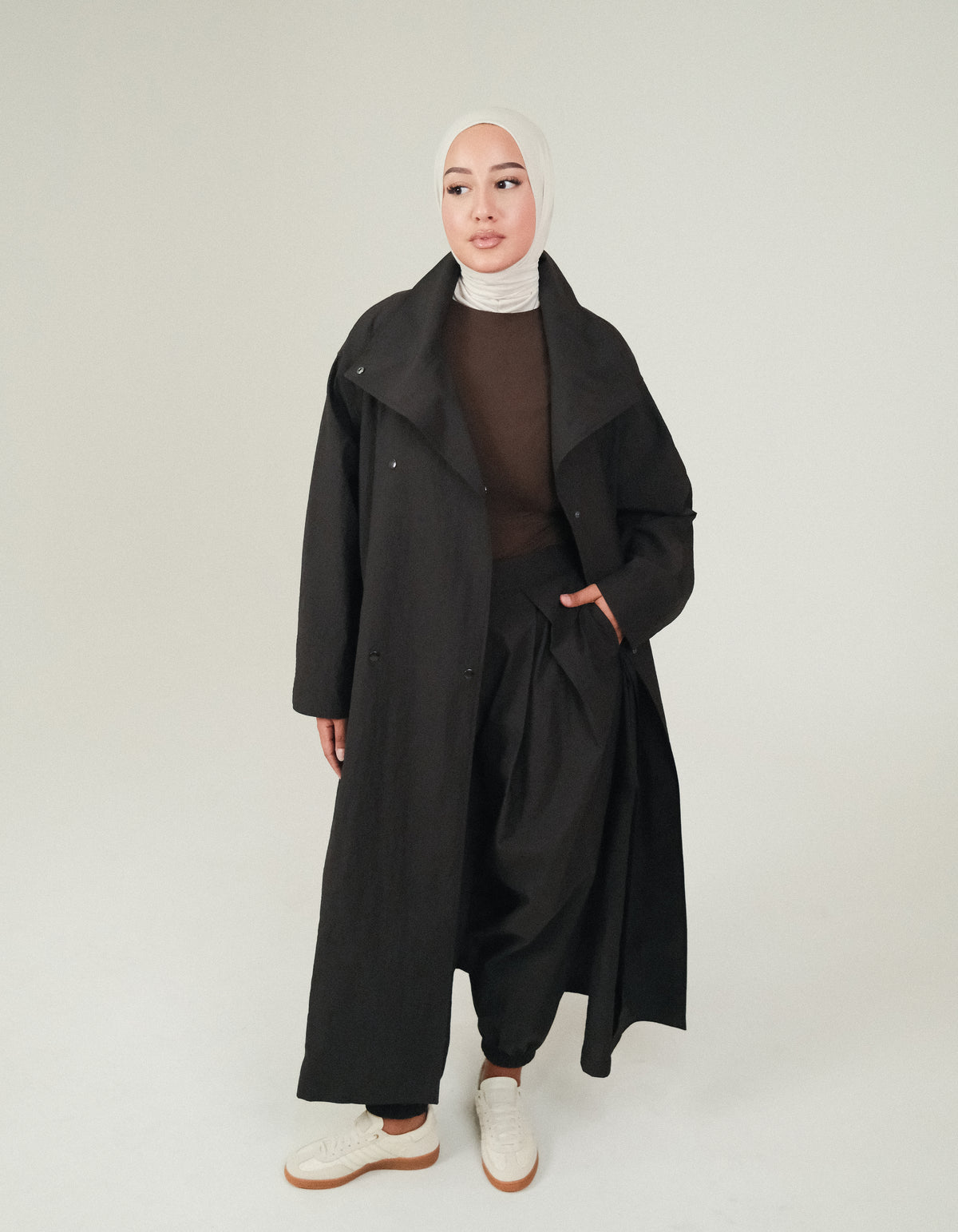 Trench Almera Brown
