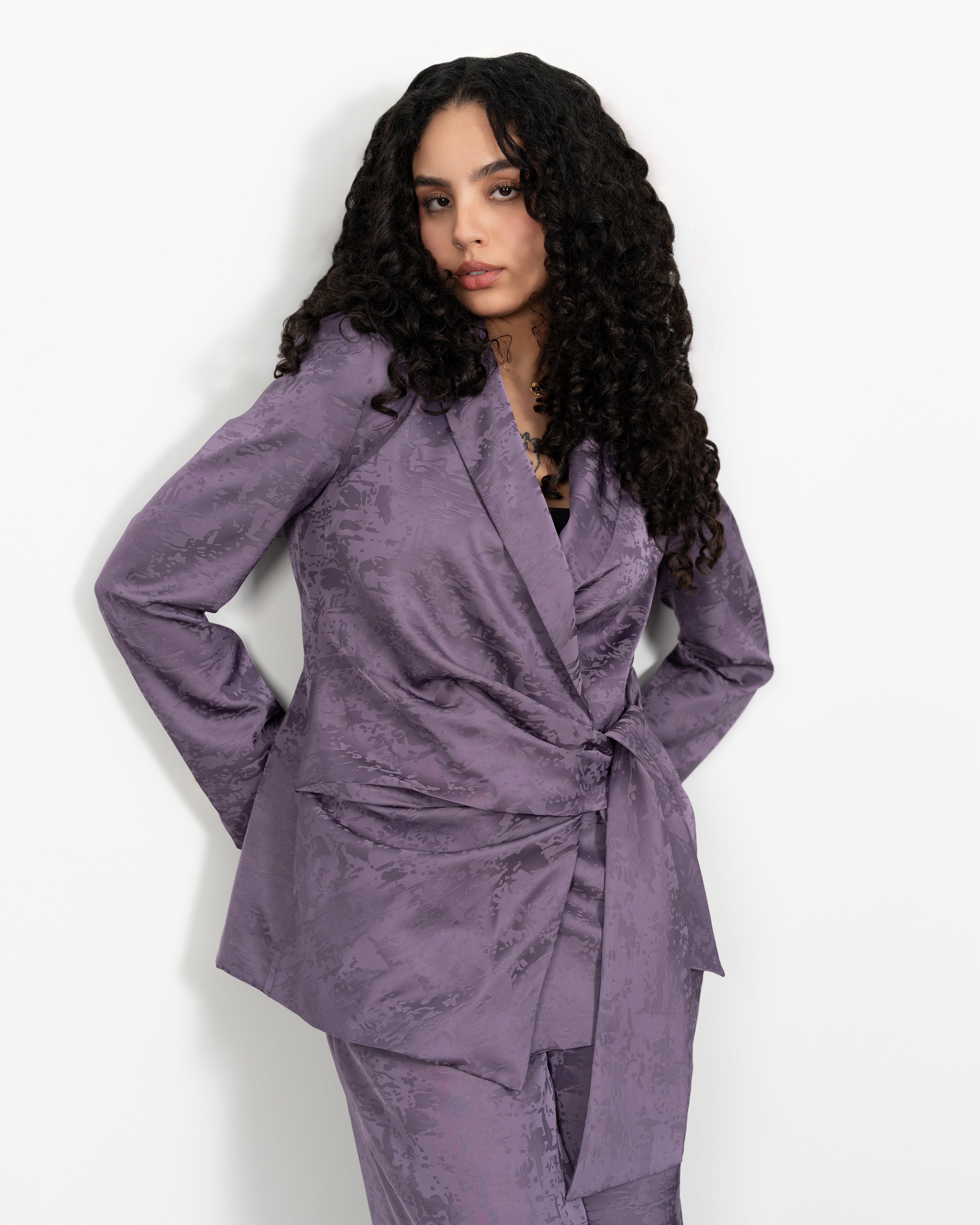Ensemble Satin Jacquard "Lavender Muse"