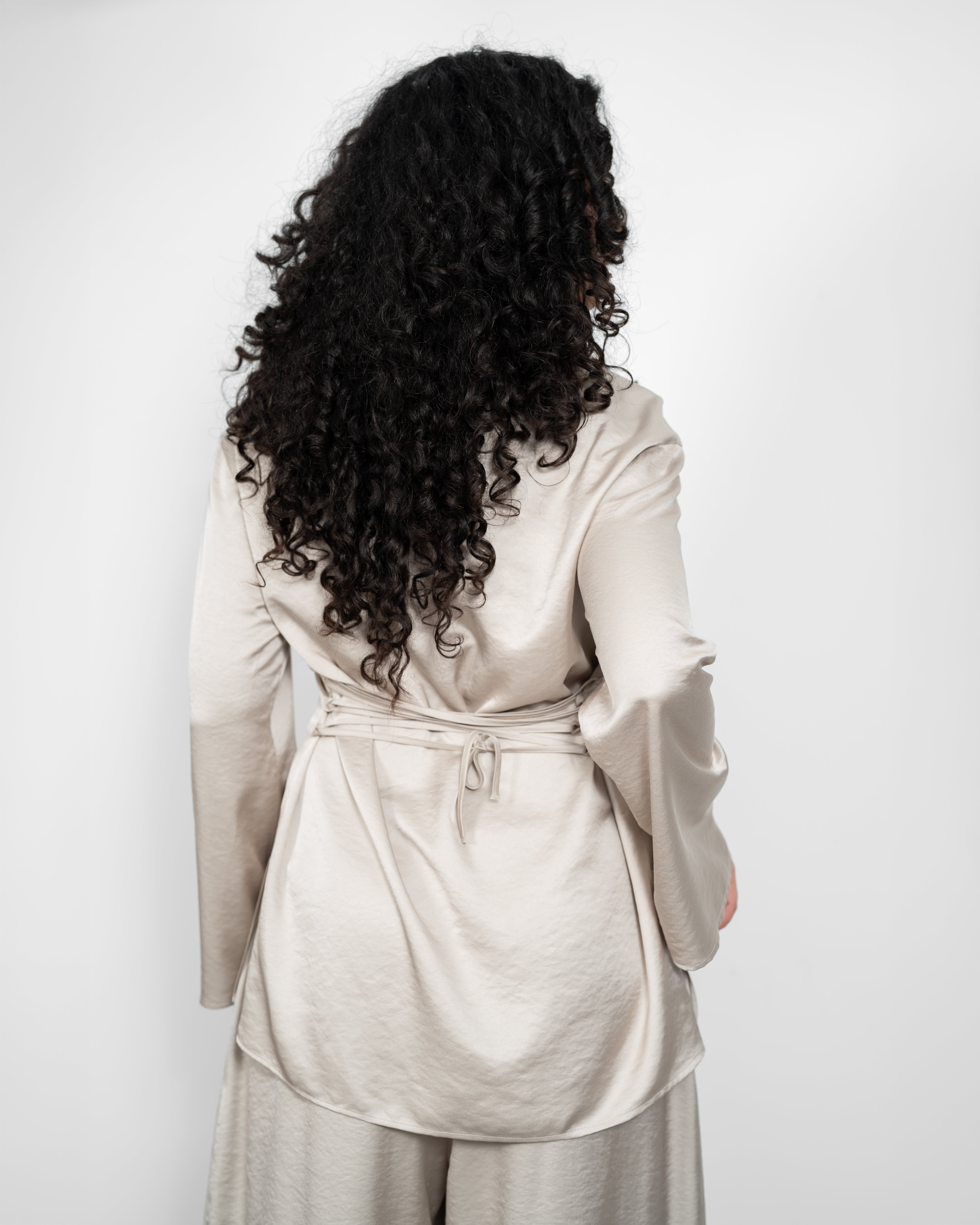 Ensemble Satin "Soft Flow"